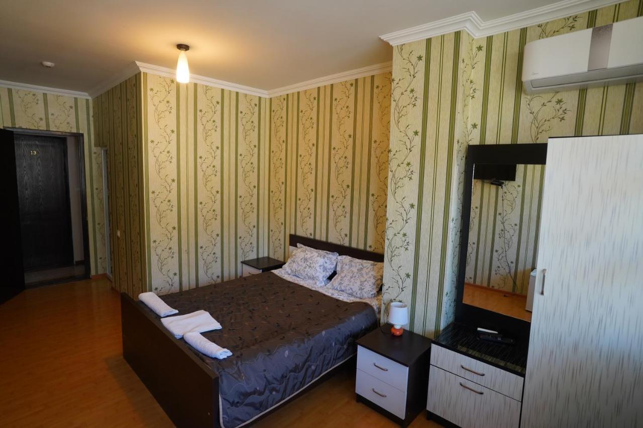 Imperator 1 Hotel Kutaisi Exteriör bild